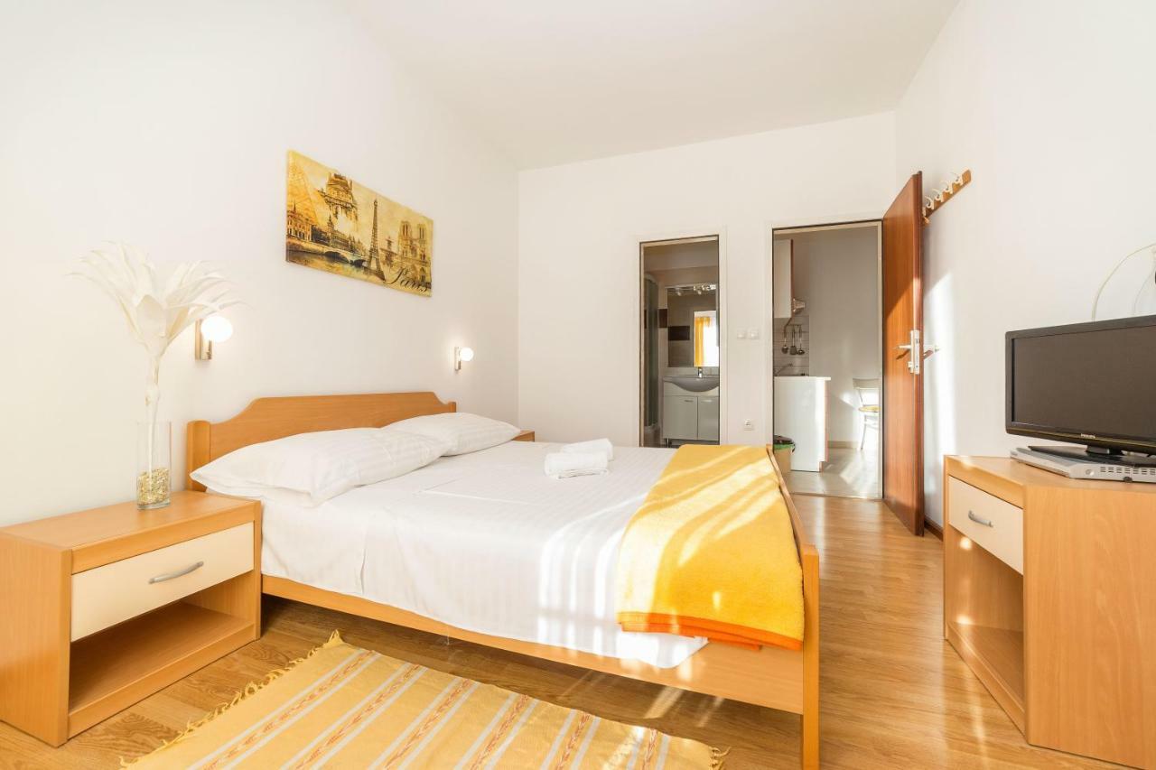 Apartments Maria Vodice Exterior photo